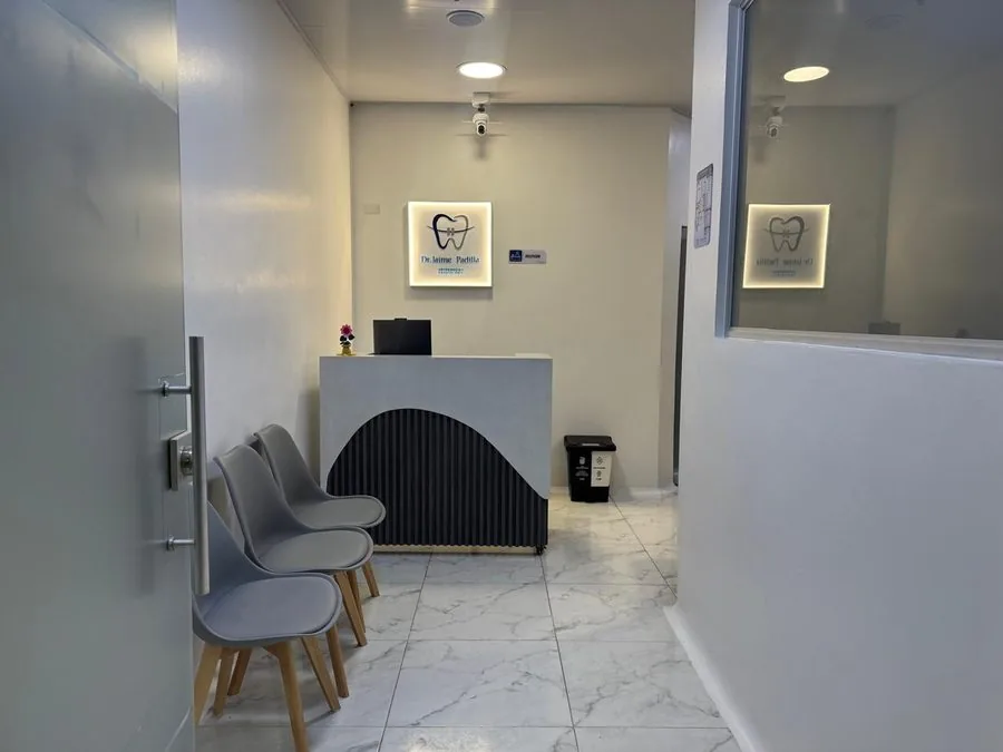 Recepción y sala de espera